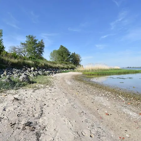 ヴィラ Seafront In Mecklenburg With Terrace